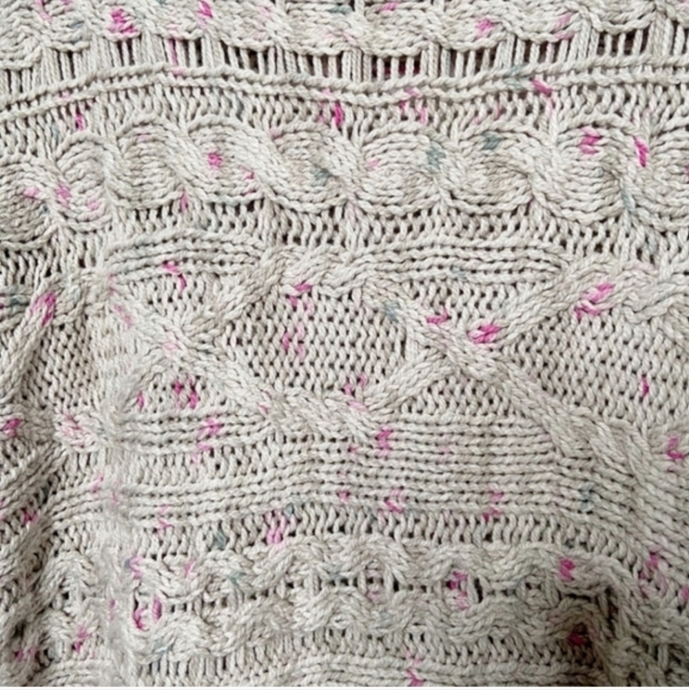 Free People Honey Cable Knit Long Drop Shoulder White Combo Cropped Sweater - M - Picture 7 of 13